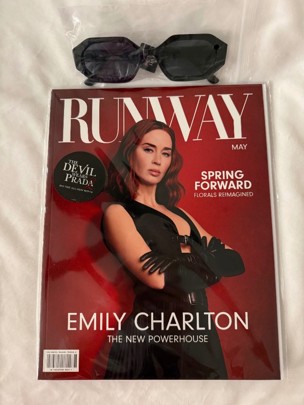The Devil Wears Prada 2 Movie Runway
Magazine Emily Blunt & Exclusive Sunglasses